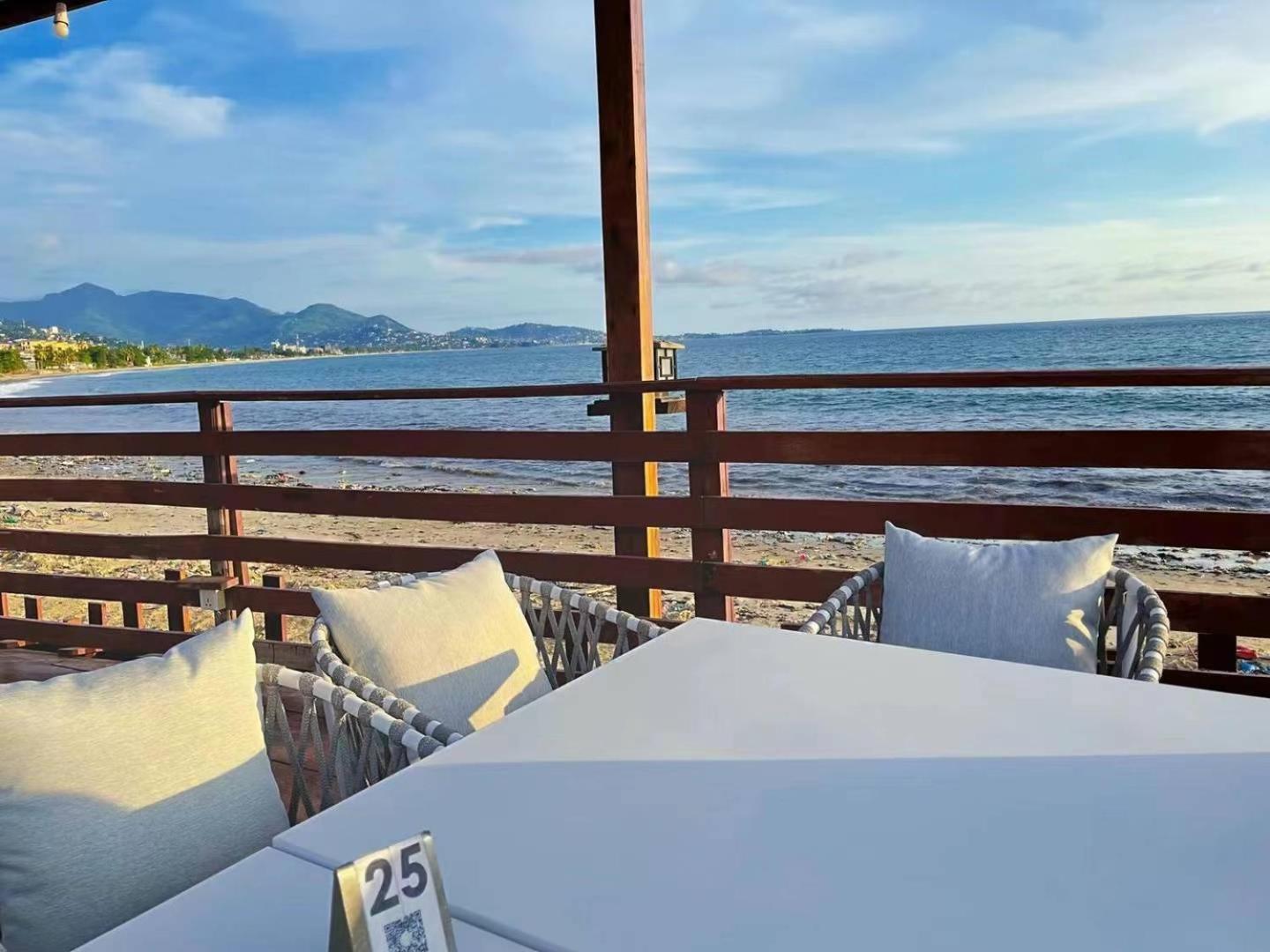 Grand Leone Hotel Freetown Exterior photo